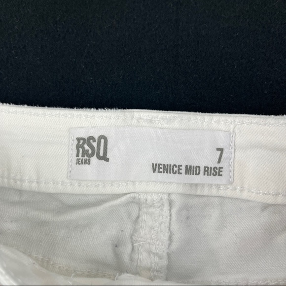 RSQ Jean Shorts Womens Juniors 7 White Venice Mid Rise Distressed Cut Off - Picture 2 of 8